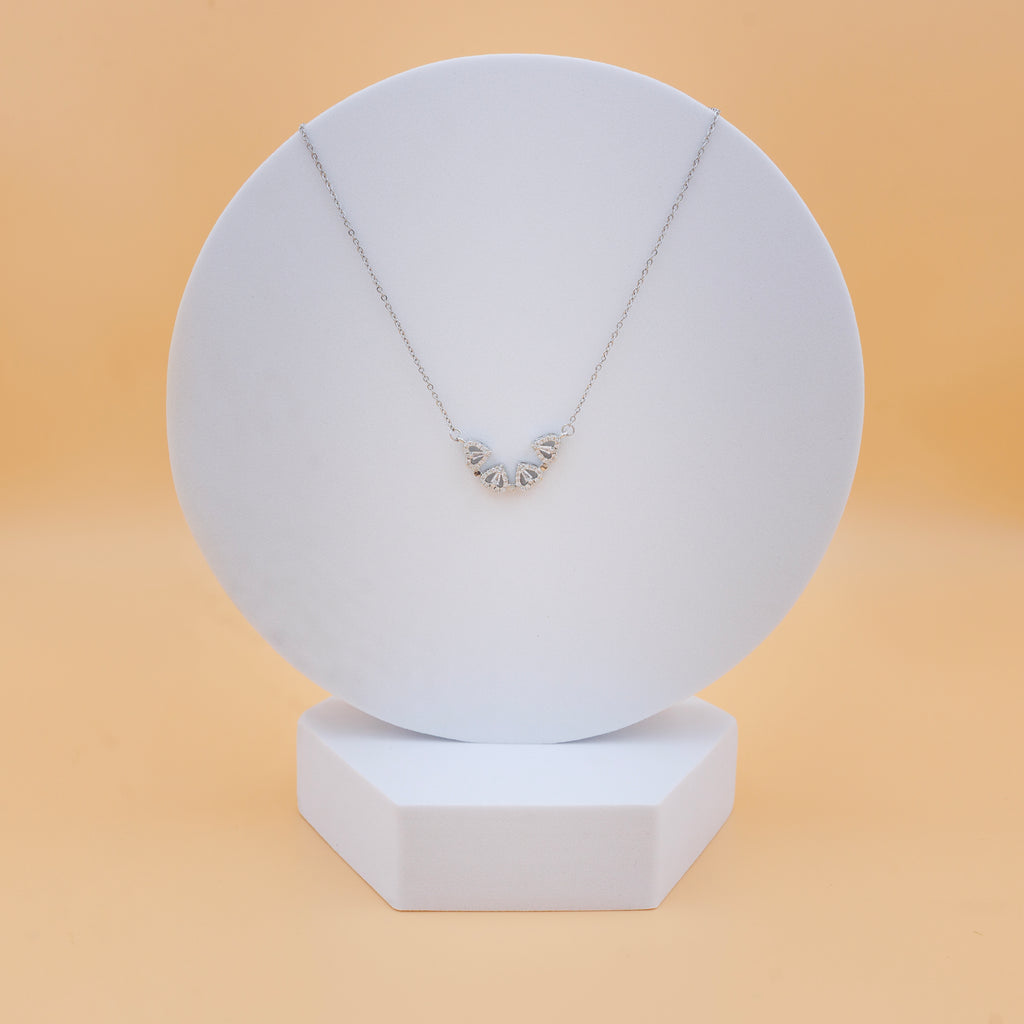 Magnetic Clover Heart Necklace